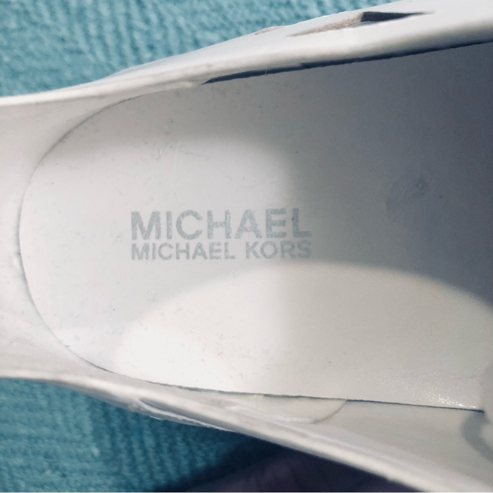 MICHAEL KORS white sneakers with silver inlays. Gorgeous! New. NWOB size… - Picture 5 of 13